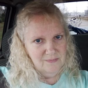 Meet your Posher, Libby